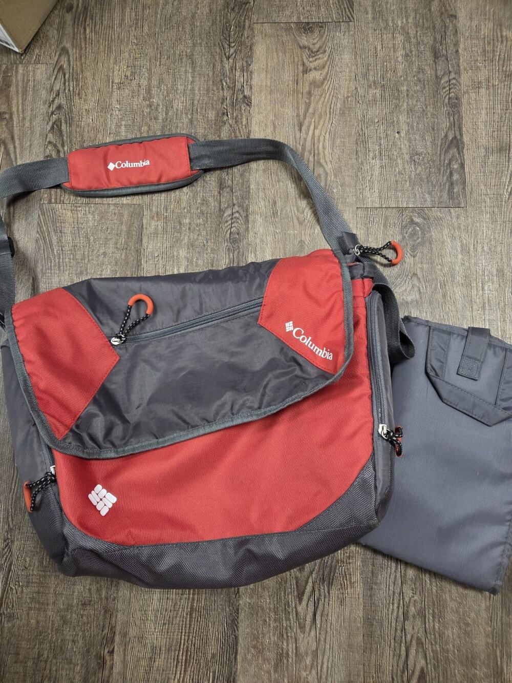 Columbia East Ridge Messenger Bag Diaper Bag Crossbody Flap Red Gray